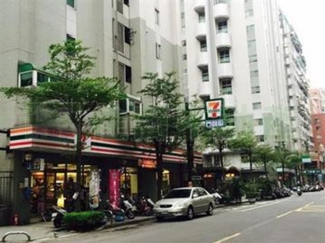 Xizhi - 新北市汐止區樟樹二路, Xizhi District 01