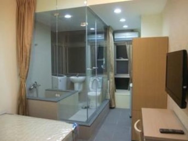 新庄区 - 242台湾新北市新莊區建中街 01