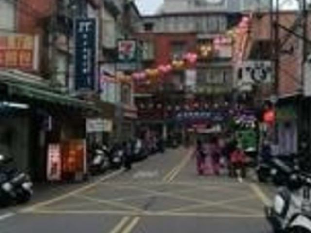 Banqiao - 新北市板橋區四川路, Banqiao District 01