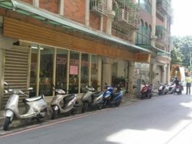 Banqiao - 新北市板橋區金門街, Banqiao District 01