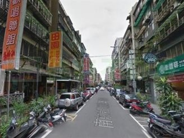 Songshan - 台北市松山區南京東路, Songshan District 01