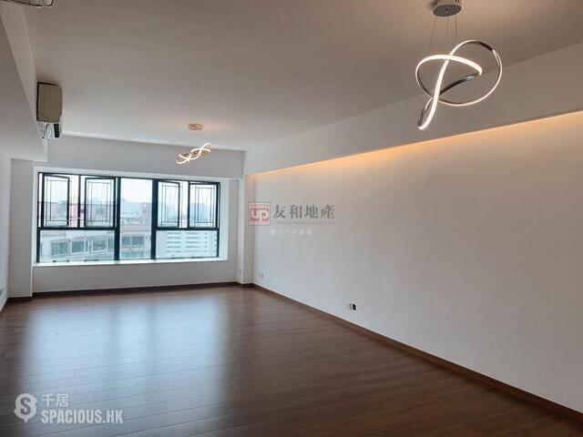 Cheung Sha Wan - Villa Carlton 01