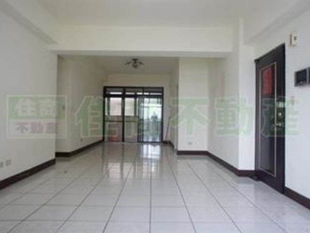 松山区 - 台湾台北市松山區復興北路 01