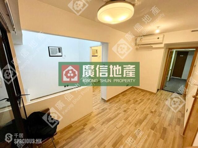 Mong Kok - Legend Court 01