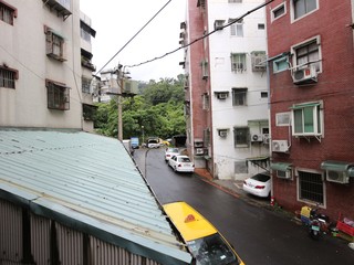 Beitou - XXX Section 4, Zhongyang North Road, Beitou, Taipei 17