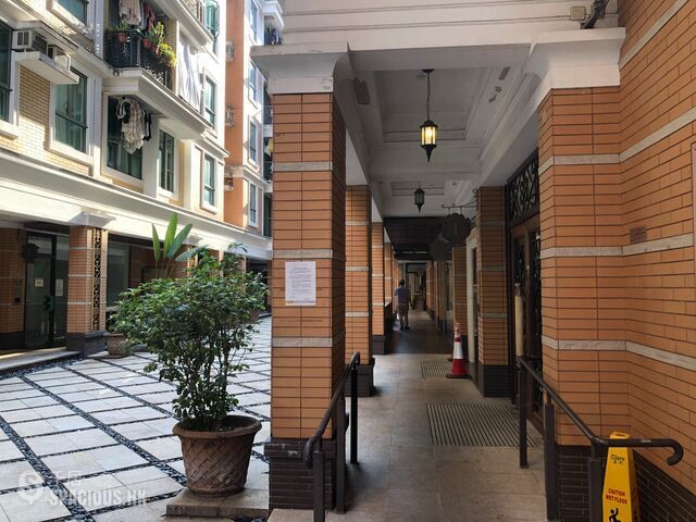 Yuen Long - Imperial Villas 01