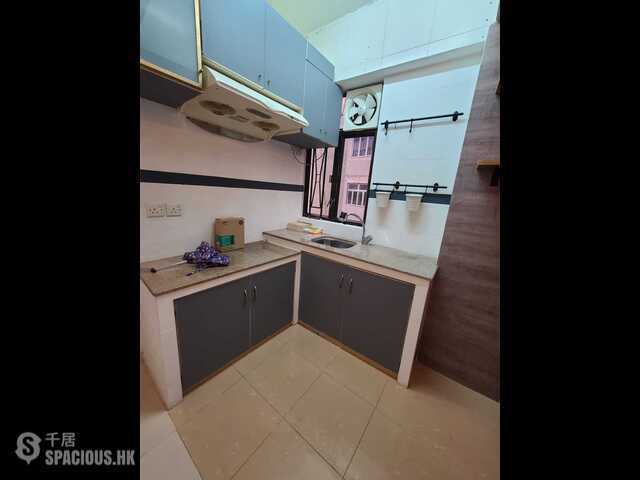 Soho - 45, Staunton Street 01