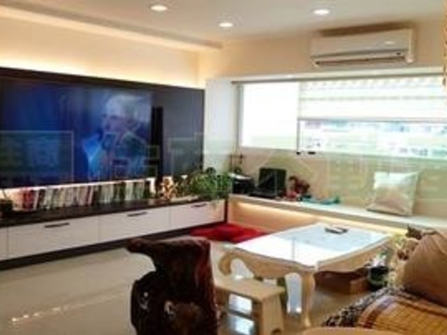 Songshan - 台北市松山區南京東路, Songshan District 01