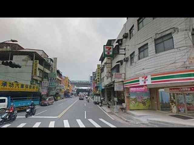 芦洲区 - 247台湾新北市蘆洲區中山二路 02