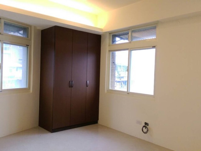 Wanhua - No. XX, Lane 28, Dongyuan St, Wanhua District, Taipei City, Taiwan 108 01
