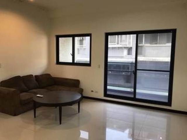 信义区 - 110台湾台北市信義區吳興街 01