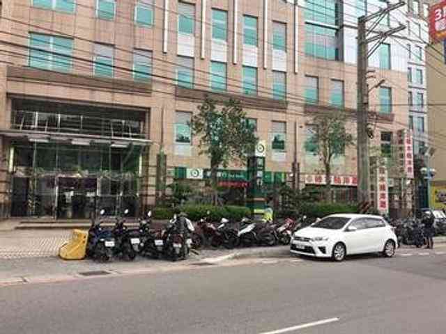 汐止区 - 221台湾新北市汐止區大同路一段 10
