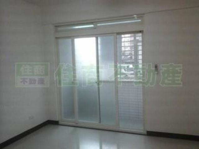 松山区 - 106台湾台北市大安區市民大道 01