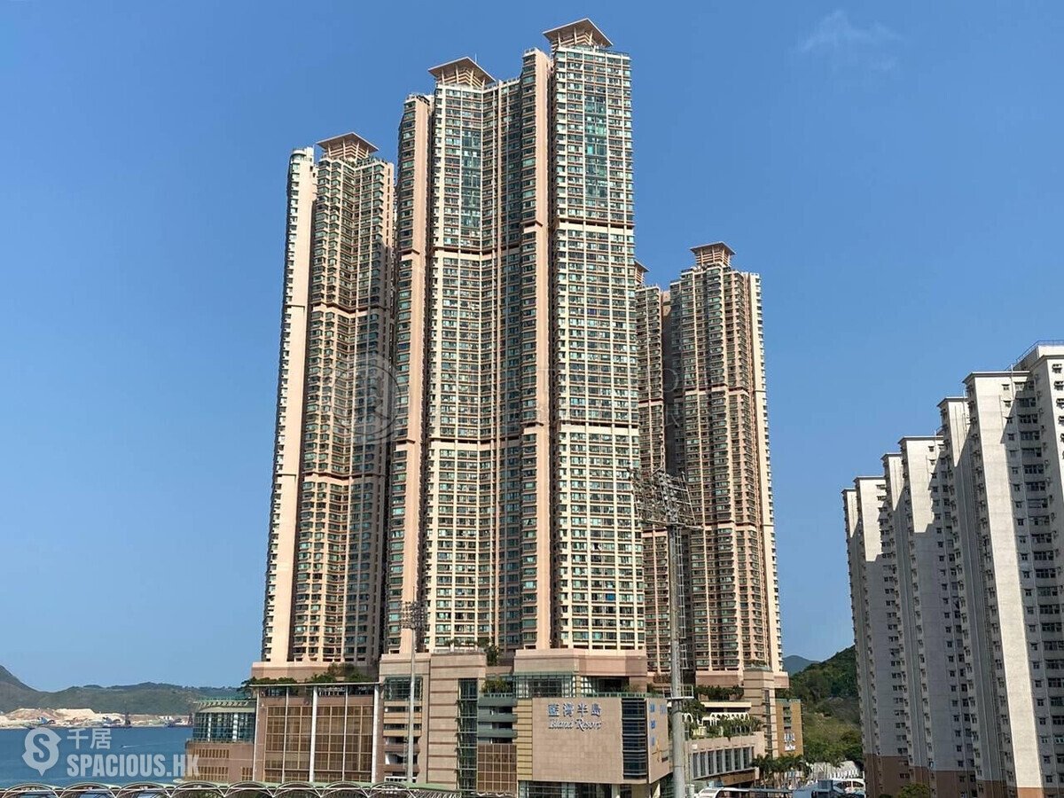 Siu Sai Wan - Island Resort 01