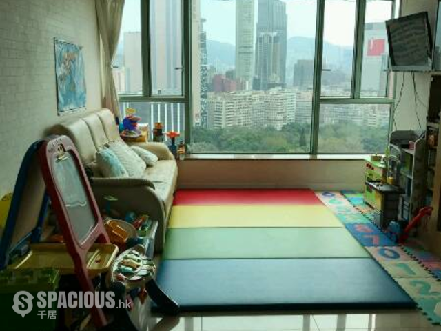 Tsim Sha Tsui - The Victoria Towers 01