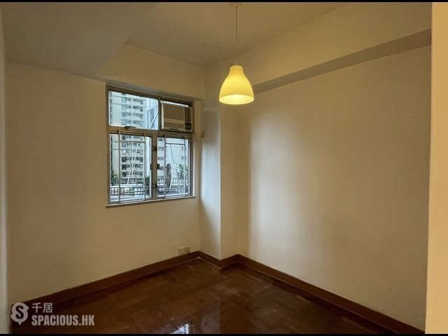 Soho - Cheong Ngar Court 01