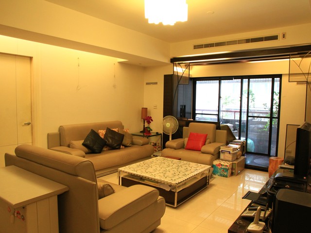 Daan - No. XX, Section 1, Xinhai Road, Da’an District, Taipei City, Taiwan 106 01