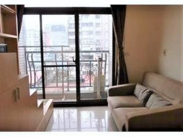 Zhongshan - 台北市中山區長安東路, Zhongshan District 01