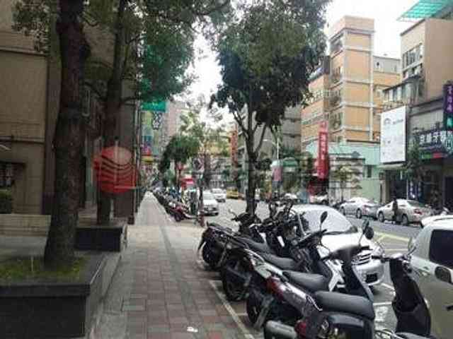 芦洲区 - 247台湾新北市蘆洲區長榮路 02