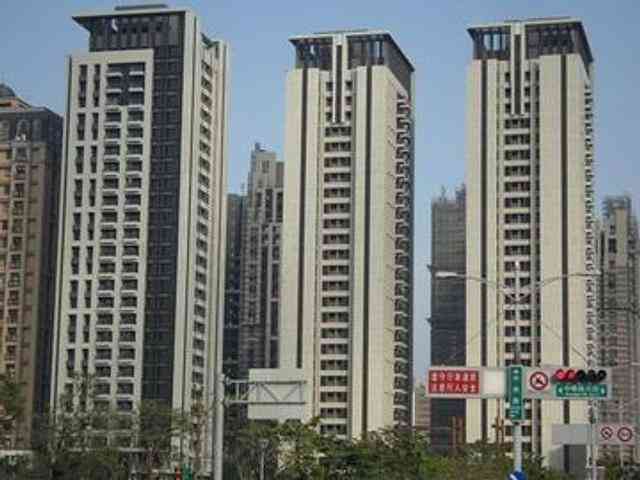 新庄区 - 242台湾新北市新莊區中央路 05