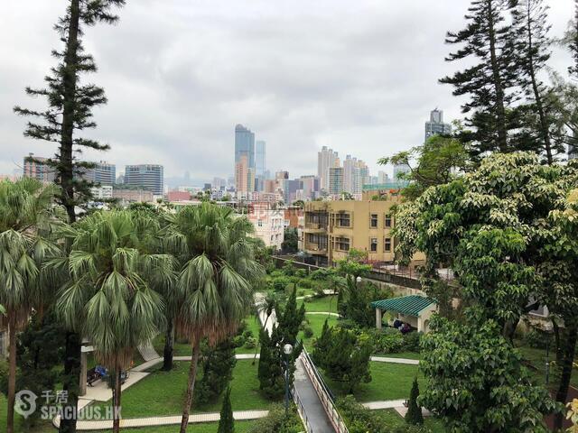 Yau Yat Chuen - Moon Villa 01