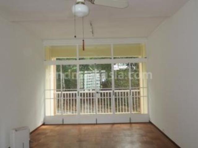 Kennedy Town - 18, Pokfield Road 01