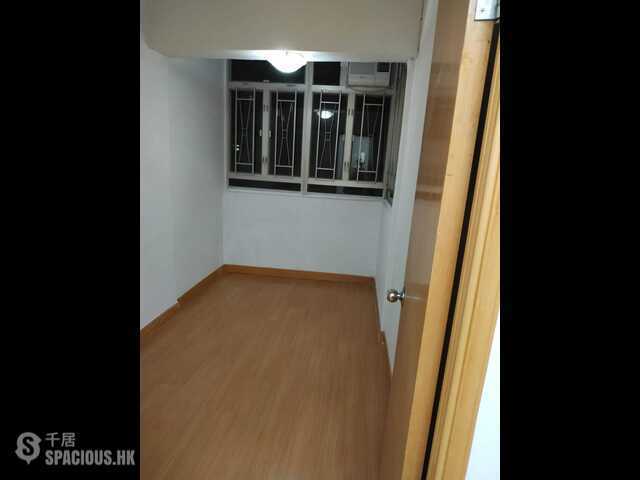 Quarry Bay - Yick Cheong Building 01