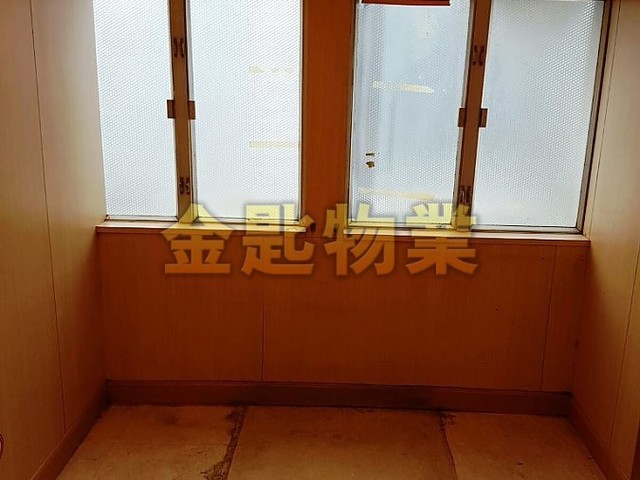 Mong Kok - PRESIDENT COM CTR CHIC 01