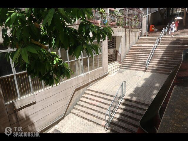 Kennedy Town - Yue Yee Mansion 01
