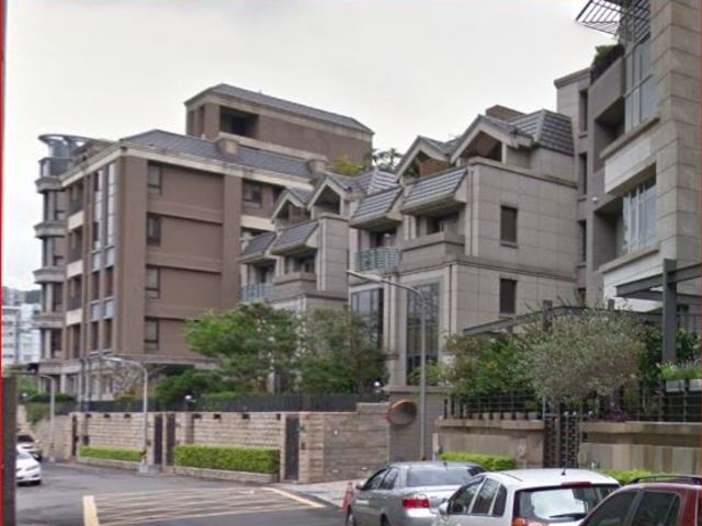 Shilin - No. XX, Lane 181, Section 7, Zhongshan North Road, Shilin District, Taipei City, Taiwan 111 01