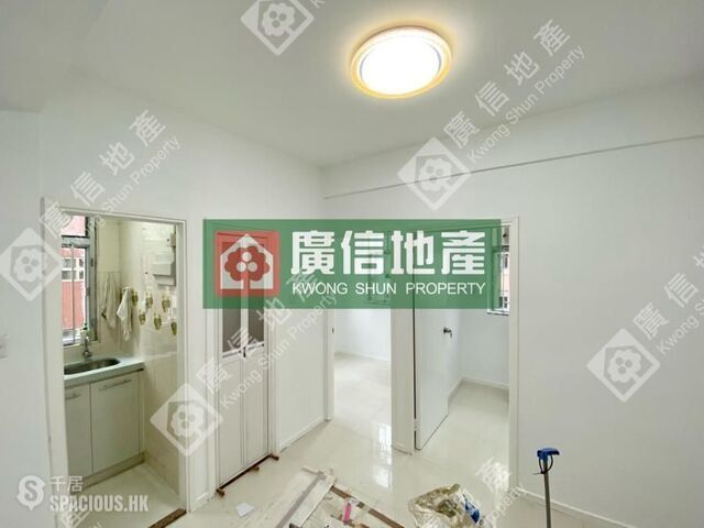 Mong Kok - Winfield Building 01