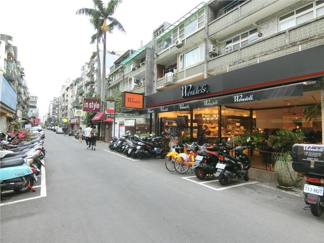 Daan - No. XX, Lane 260, Guangfu S Rd, Da’an District, Taipei City, Taiwan 106 01