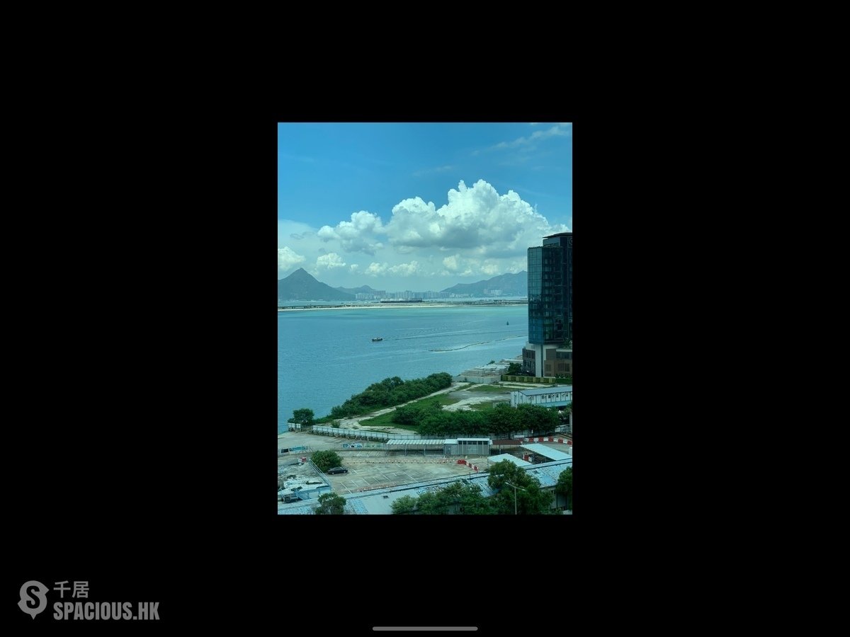 Tung Chung - Coastal Skyline Phase 4 Le Bleu Deux 01