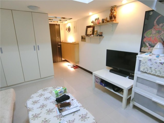 Daan - 106, Taiwan, Taipei City, Da’an District, 和平東路三段XXX號 01