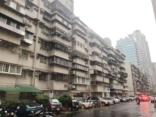 信义区 - 110台湾台北市信義區信義路六段15巷X號 01