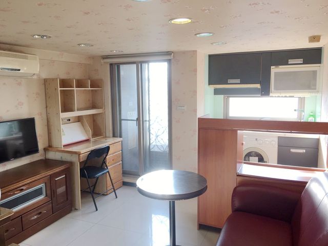Xinyi - No. XXX, Section 1, Keelung Rd, Xinyi District, Taipei City, Taiwan 110 01