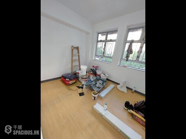 Sai Ying Pun - 45, Water Street 01