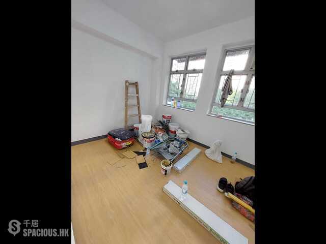 Sai Ying Pun - 45, Water Street 01