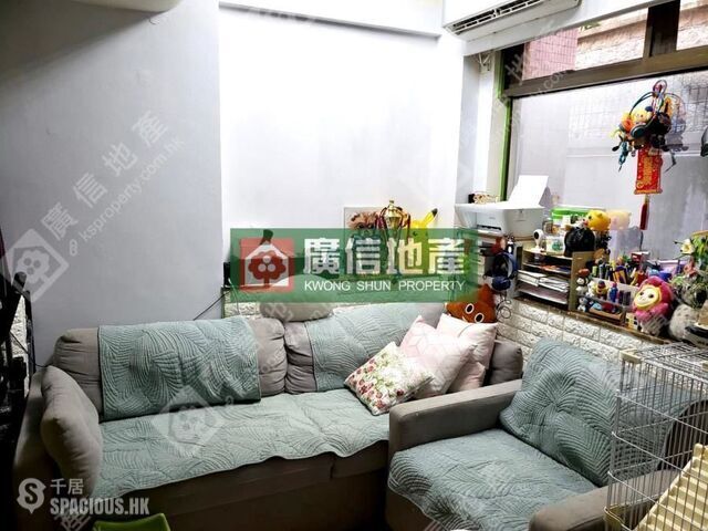 Ho Man Tin - Lung Man Building 01