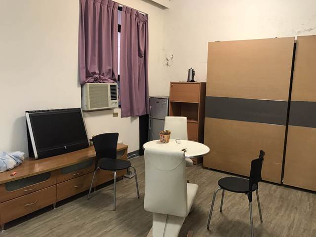 Songshan - 105, Taiwan, Taipei City, Songshan District, 民生東路五段XXX號 01