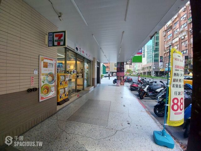 中山区 - 10491台湾台北市中山區林森北路XXX號 01