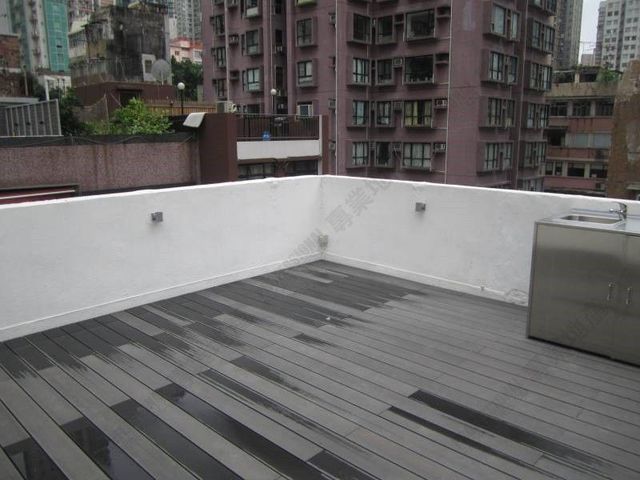 Poho - 15-19, Square Street 01