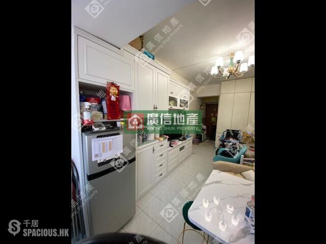 Mong Kok - Cheung Hing Mansion 01