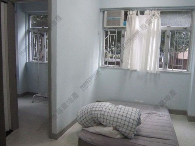 Poho - 8, Tai Ping Shan Street 01