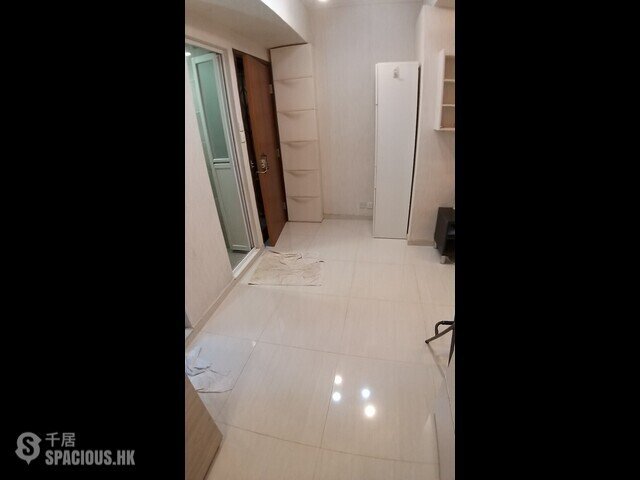 Mong Kok - Hing Yip House 01
