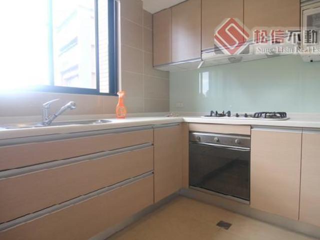 中山区 - 10491台湾台北市中山區堤頂大道二段XXX號 01