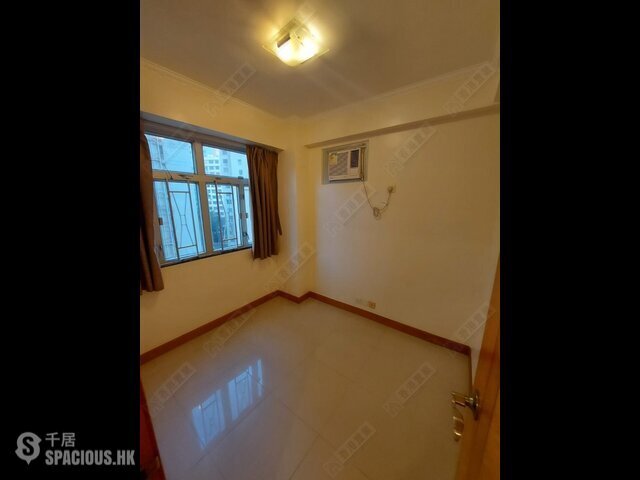 Ho Man Tin - Yen Yee Mansion 01