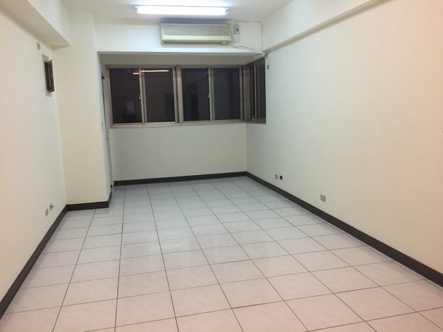 汐止區 - 221台灣新北市汐止區建成路142巷19弄X號 01