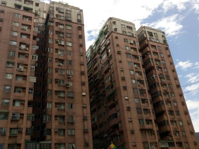 Xizhi - No. XX, Jiancheng Road, Xizhi District, New Taipei City, Taiwan 221 01
