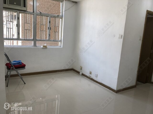 Diamond Hill - Lung Poon Court 01